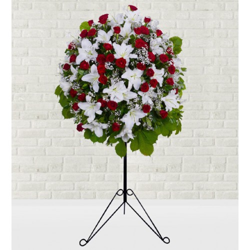 Gösterişli Ferforje Aranjmanı